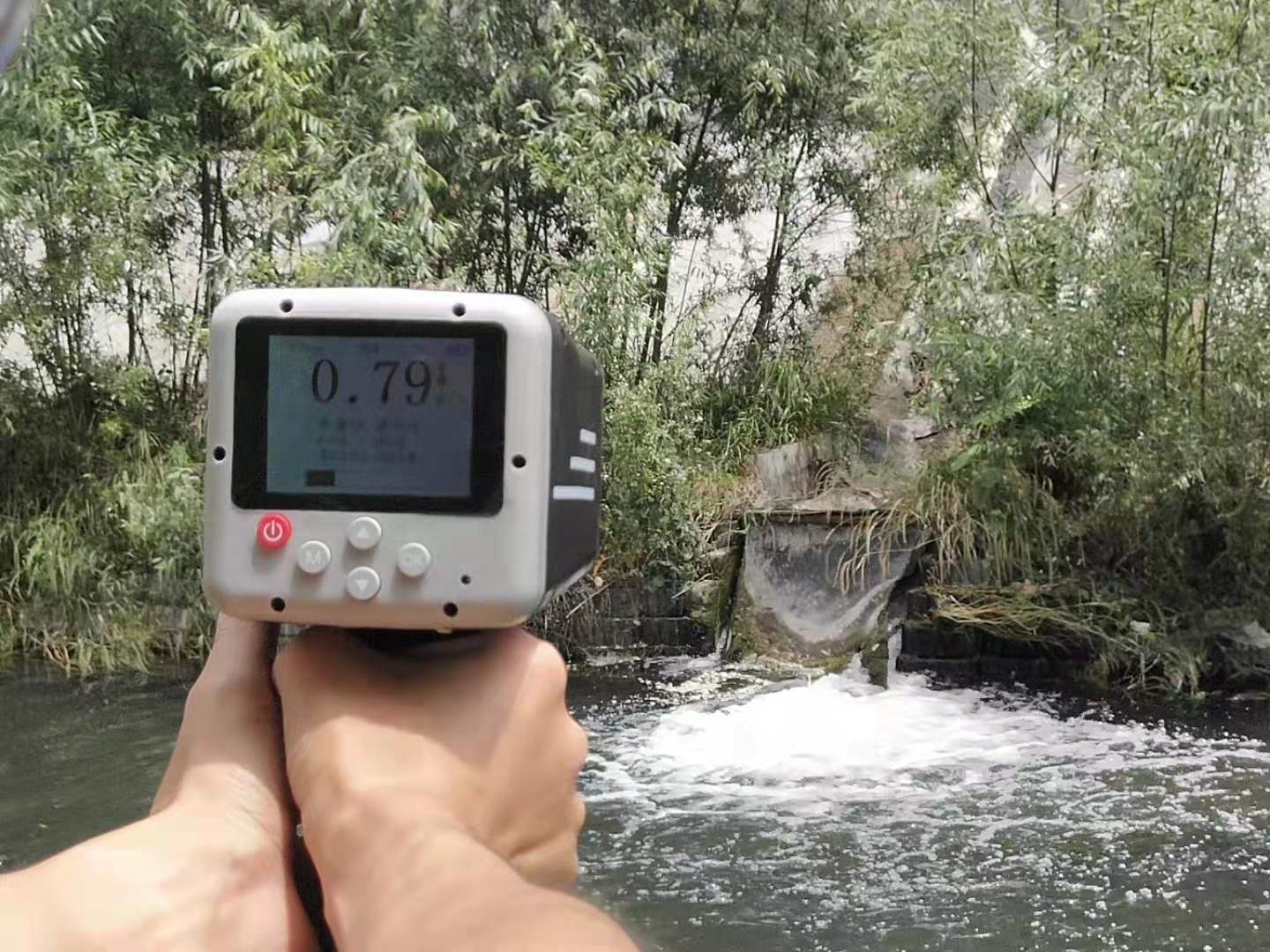電波流速儀污水口流量測量